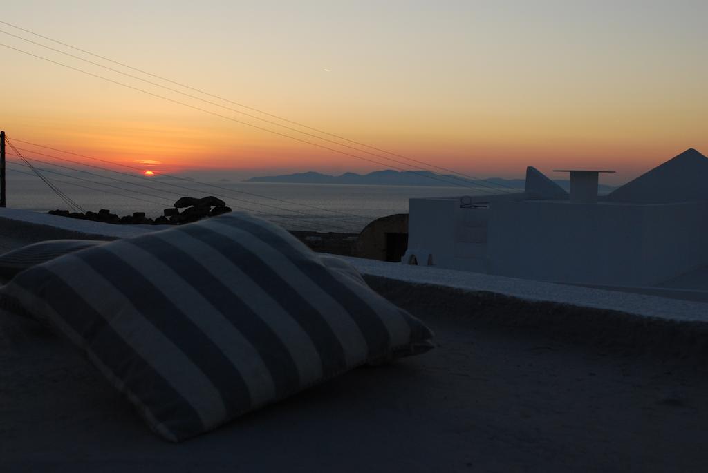 Palm Tree Hill Konuk evi Oía Dış mekan fotoğraf